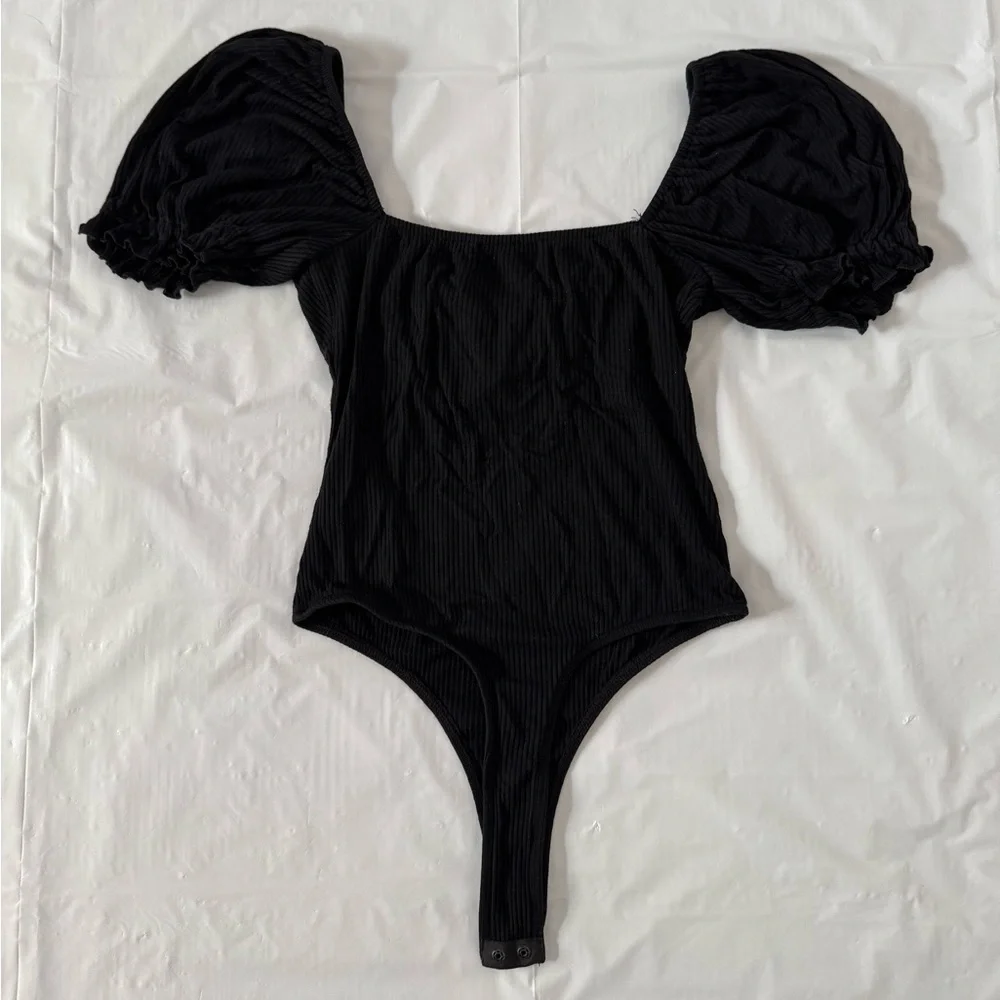 Black Bodysuit with Puff Sleeves - Picture 6 of 16